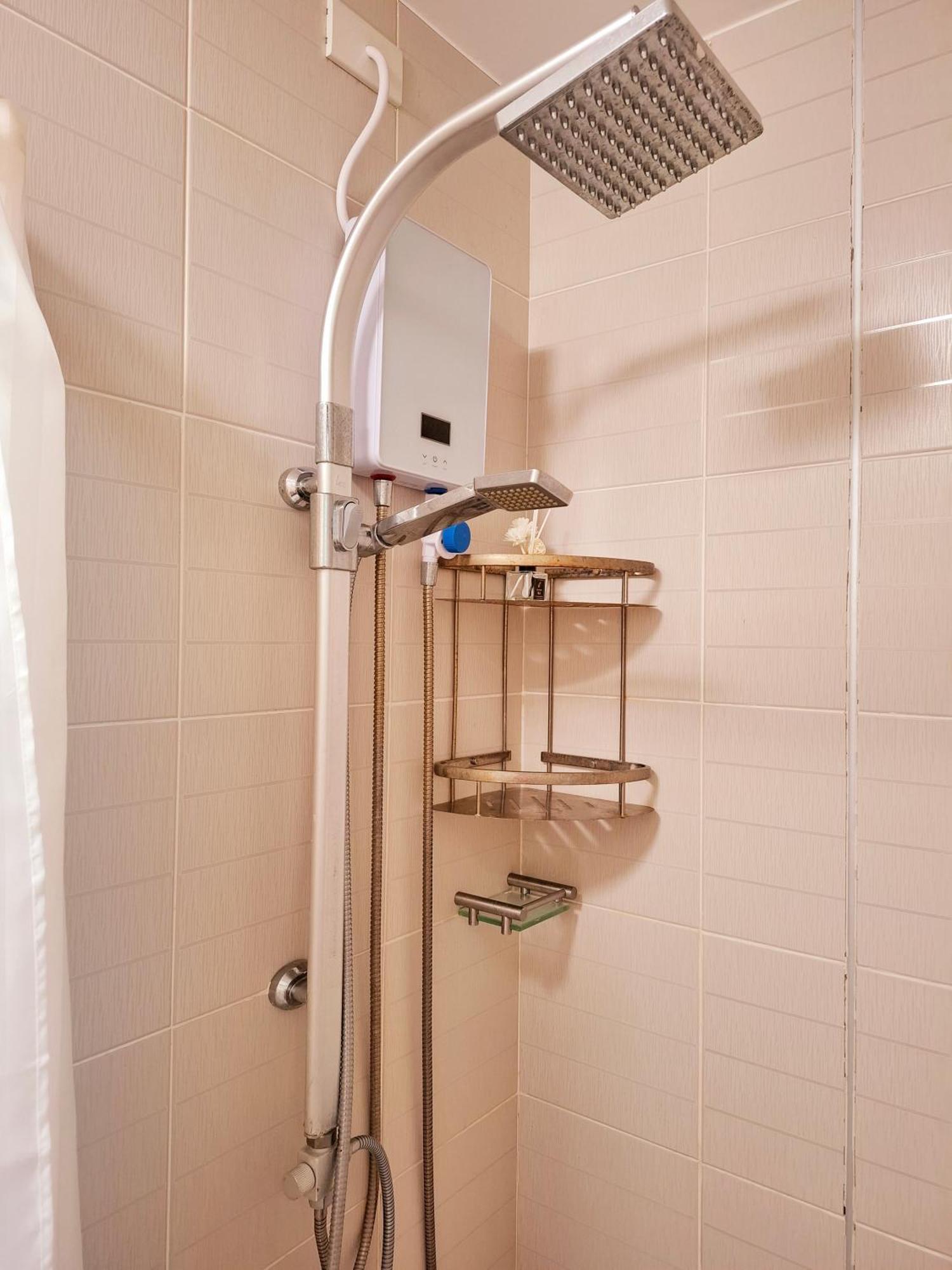 Serene Suite In Jazz Residences Makati City Екстериор снимка