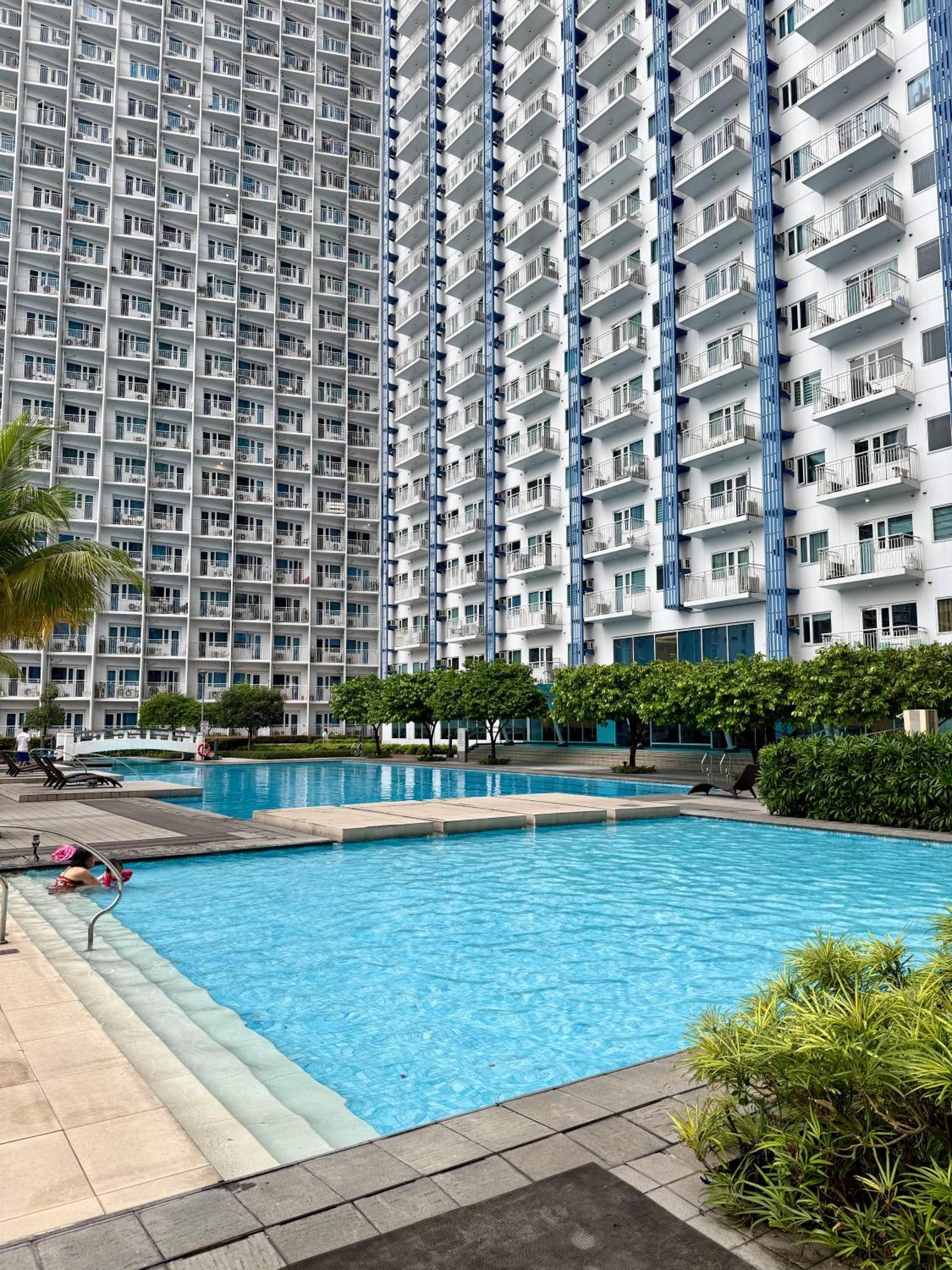 Serene Suite In Jazz Residences Makati City Екстериор снимка